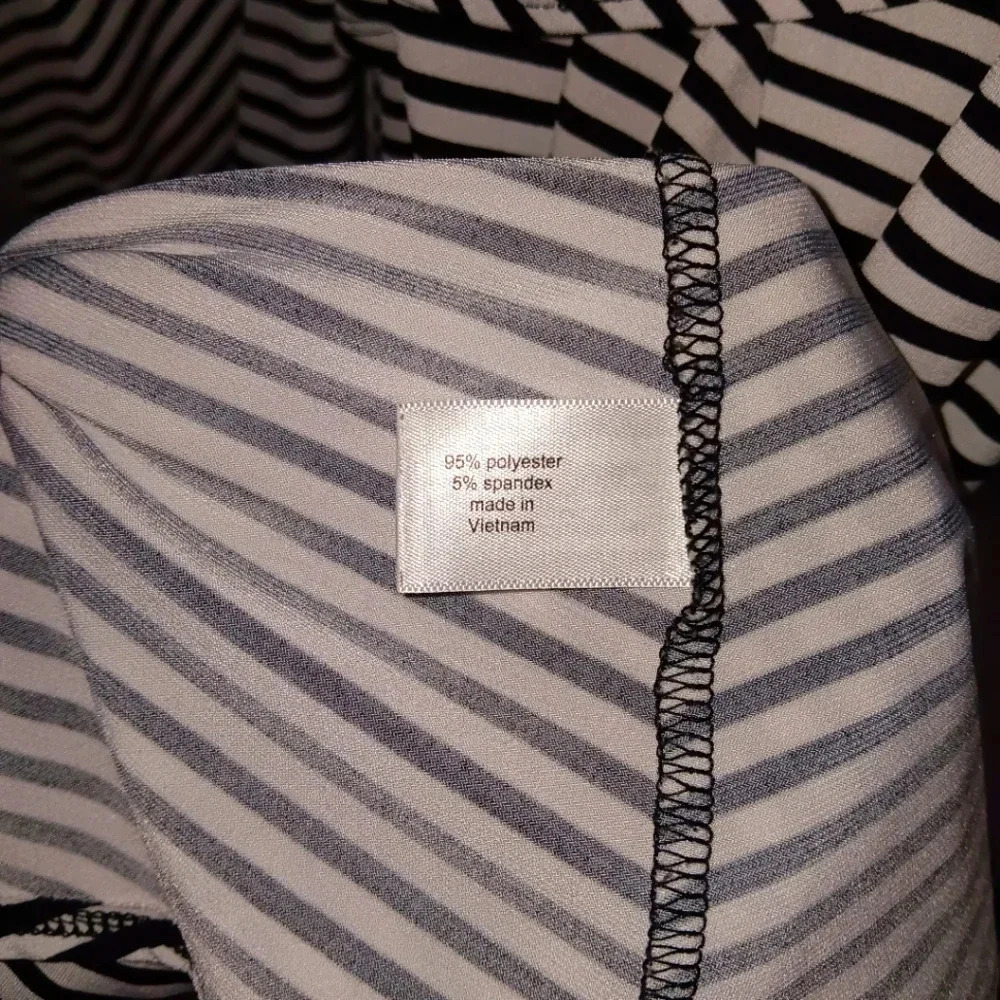 Lane Bryant women's dress size 18/20 stripped black and white ruffle tie… - Picture 4 of 7
